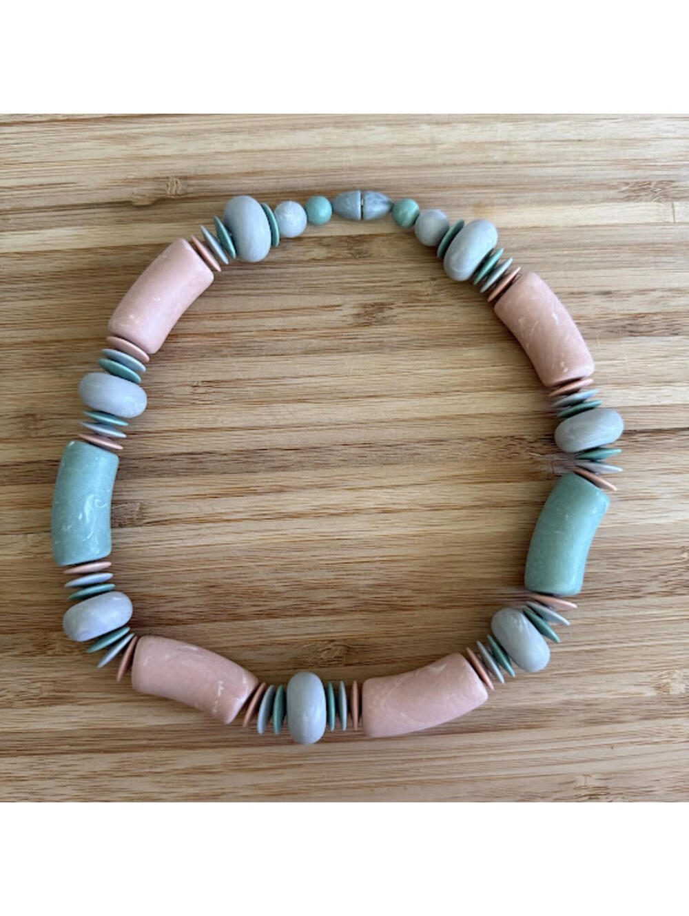 Avon Sunbleached Vintage 1980's Colors Chunky Beaded Choker Necklace Peach Mint